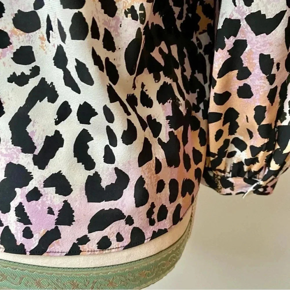 Veronica Beard Ramona Leopard Silk Blend V-Neck 3/4 Sleeve Top Size 2 - Picture 12 of 15